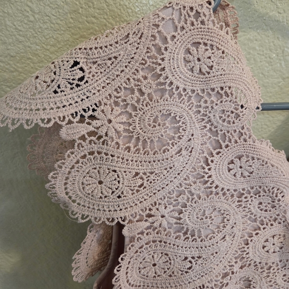 Shein Contrast Lace Scallop Trim Pink Jumpsuit Romper size Small Spring Summer - Picture 4 of 8